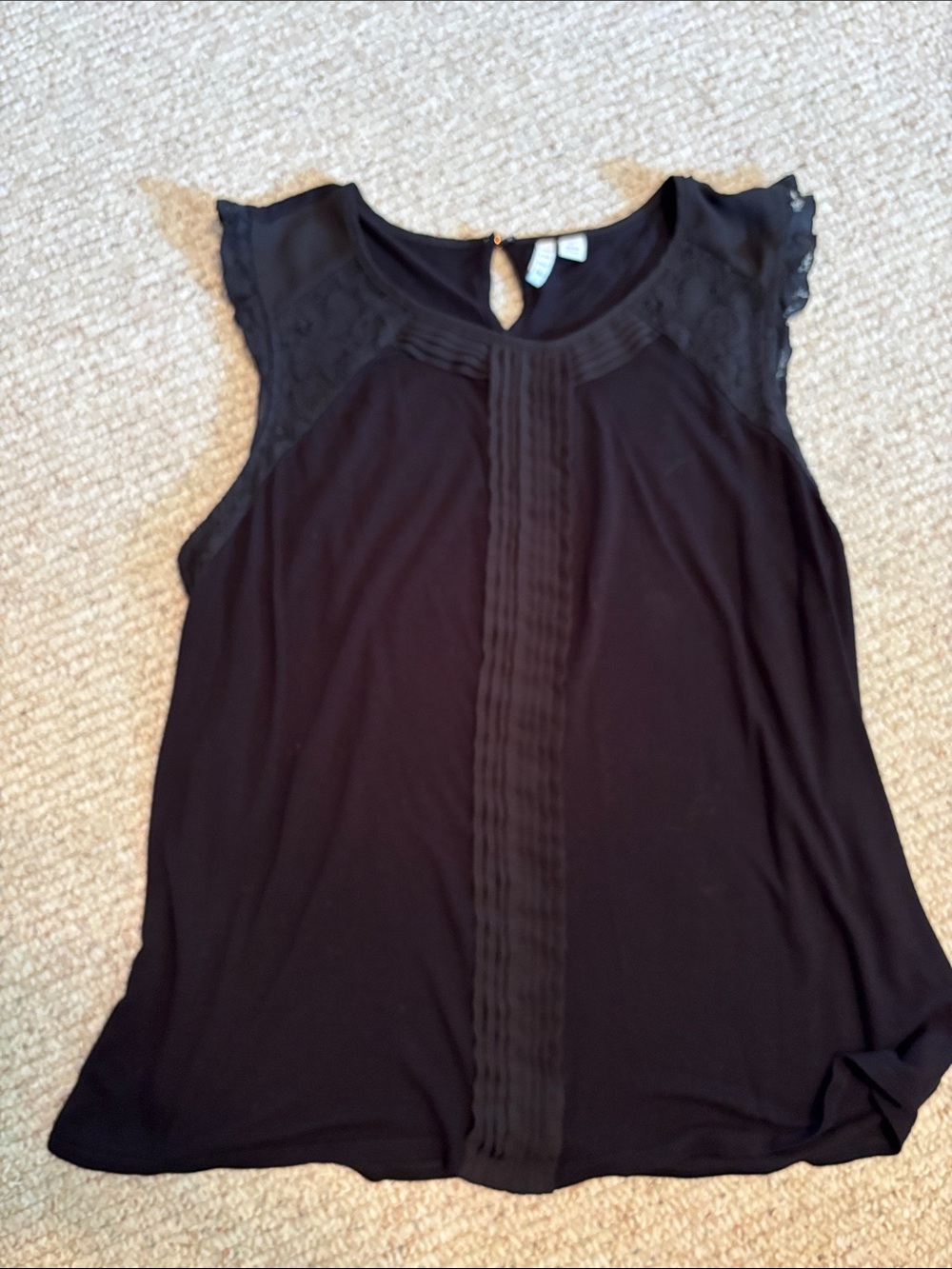 Elle XL Black Lace Cap-Sleeve Women’s Top